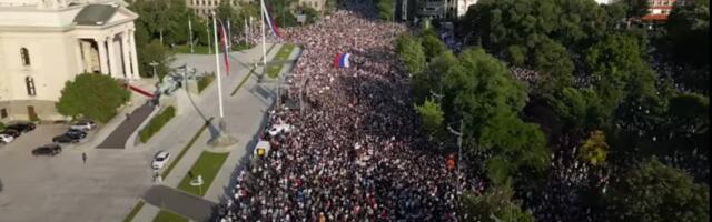 Peti protest protiv nasilja: Desetine hiljada građana oko Predsedništva