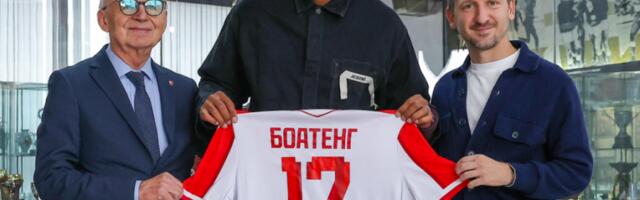 IZNENADNA POSETA NA MARAKANI Svetski šampion dobio dres Crvene zvezde