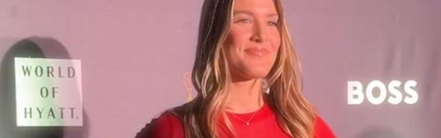 "Nisam znala da mi je haljina toliko kratka i providna": Teniska lepotica šokirala stajlingom