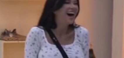 OPA, STANIJA DOBROJEVIĆ UHVAĆENA USRED AKCIJE! Samo što je ušla, a već pokazala TAJNE VEŠTINE NA KREVETU - OVO SE ČEKALO! (GALERIJA, VIDEO)