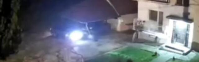 ISPRAVIO KRIVINU, PA GAZDI NAPRAVIO HAOS PO DVORIŠTU! Snimak nesreće kod Obrenovca se gleda bez daha: Šteta ogromna! (VIDEO)