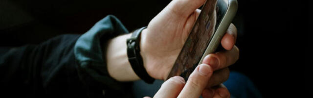 Затвор због лажних бомби: Младић из САД звао болнице и објекте широм Британије