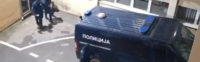Pogledajte hapšenje osumnjičenih za planiranje napada na predsednika Vučića i njegovu porodicu (VIDEO)