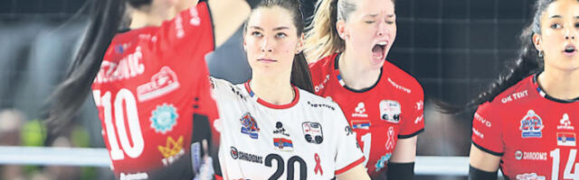 Обреновчанке гледају ка трону