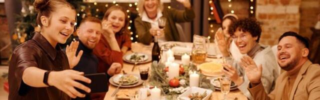 LAKO DO SAVRŠENE PRAZNIČNE TRPEZE: Kako da sve na stolu bude melem za oči i nepca?