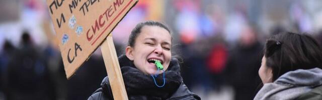 Pumpaj, pumpaj, Ibar vodo: Blokirane četiri raskrsnice u Kraljevu, večeras veliki protestni skup