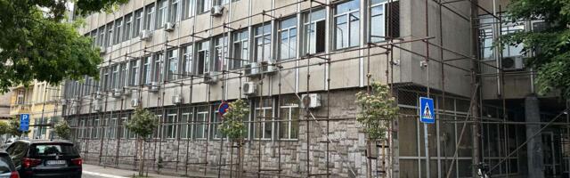 Opština Medijana naložila demontažu skele kod PIO fonda