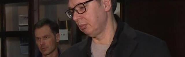 VUČIĆ KOD DAČIĆA U KLINIČKOM CENTRU: Predsednik po povratku iz Kazahstana posetio ministra - NEŠTO JE BOLJE, ALI SUVIŠE JE RANO PRIČATI!