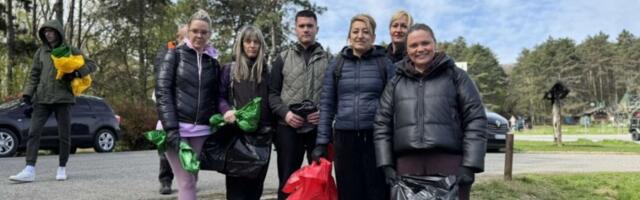 ODRŽANA AKCIJA ČIŠĆENjA FRUŠKOGORSKIH IZLETIŠTA: Novosađani obeležili Dan zaštite prirode Srbije