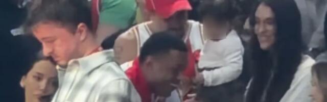 Redovan je gost utakmica košarkaša Zvezde: Sada je došao sa bebom, a Jago se oduševio kada ga je video