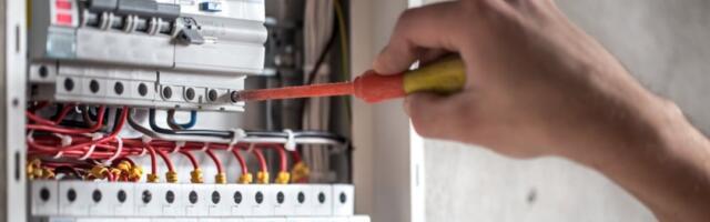Šta se dešava sa strujom? Oglasili se iz Elektrodistribucije - Ovo morate da znate