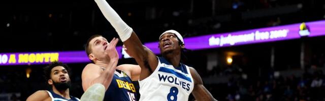 Jokić novim tripl-dabl učinkom ostavio Hardena iza sebe, Denver ipak poražen (VIDEO)