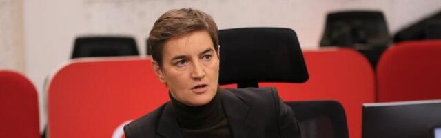 Brnabić brutalno odgovorila na obustavu rada Advokatske komore Vojvodine! "Da li mislite da su u Srbiji svi ludi?!" (FOTO)