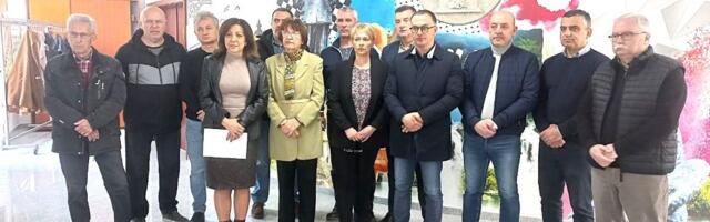 Čačanska opozicija traži skupštinsko zasedanje na kom bi se glasalo o poverenju Milunu Todoroviću i Igoru Trifunoviću