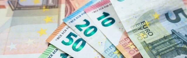 UZ RESTORANA UKRALA 60.000 EVRA  Obila više ormarića za presvlačenje u Domu zdravlja i odnela 12.000 dinara