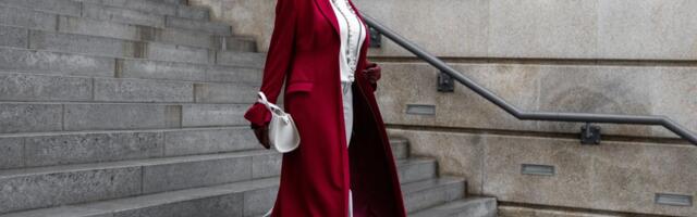 Kako da se posle četrdesete oblačite bez greške: Vodič koji će vam promeniti ormar