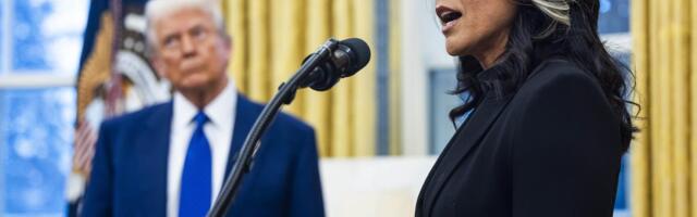 TRAMP SE OGLASIO POSLE OSTAVKE DIREKTORKE OBAVEŠTAJNE SLUŽBE: Predsednik SAD otkrio ko će privremeno naslediti Tulsi Gabard