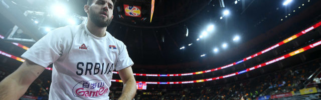 Vaso, dobrodošao u NBA ligu! (foto)