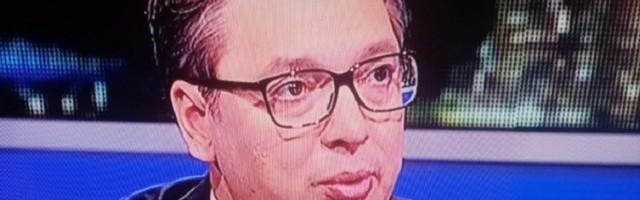 "Prisluškivali su me moji saradnici i stranci, hteli da me sklone"