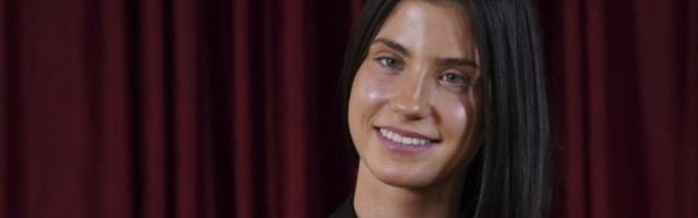 IVANA ZORIĆ JE NADA NOVOG SADA: Obožava prirodne nauke, ali su i knjige njena velika ljubav! (VIDEO)