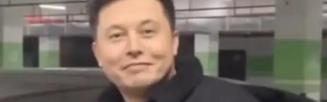 Kinez postao senzacija zbog svoje sličnosti sa popularnim milijarderom