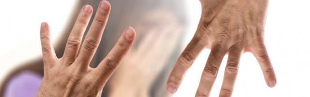 TUKAO ŽENU I MALOLETNOG SINA! Čupao je za kosu do je vozila kola! POLICIJA HITNO REAGOVALA