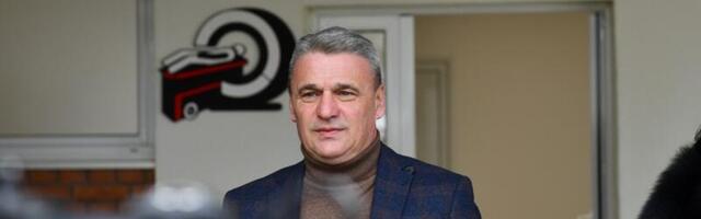 Todorović: Radovi na Domu zdravlja u Ljubiću, crpnoj stanici, javnoj garaži i bazenu kasne 50 godina, a ne šest meseci
