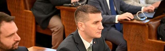 Gradonačelnik Požarevca demantuje seksistički ispad: Partnerski odnos i broj telefona ponudio svima