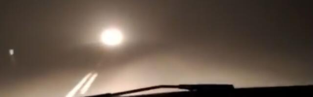 Ova noć izgleda stravično na srpskim putevima: Pogledajte snimak dramatične vožnje na severu zemlje