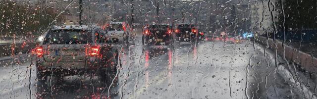 NEMA ZADRŽAVANJA NA GRANIČNIM PRELAZIMA: Svi prilazi turističkim mestima prohodni