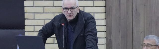 Monarhisti: U Vranju napadnuti naš odbornik i njegov sin