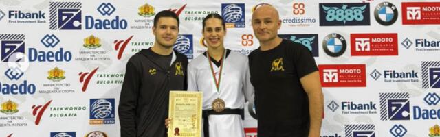 "Srce jače od prepreka!" Srbiju obradovala u Parizu, a sada se vratila iz najteže povrede i devet meseci kasnije osvojila bronzu! /FOTO/