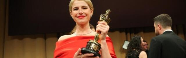 "TAKO ZGODNA A TAKO UŽASNO OBUČENA"! Irkinja završila na STUBU SRAMA, za ovakav stajling bi trebalo NEKOG UHAPSITI!