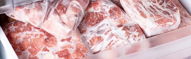 Trik za brzo odmrzavanje mesa: Metalna šerpa skraćuje vreme duplo
