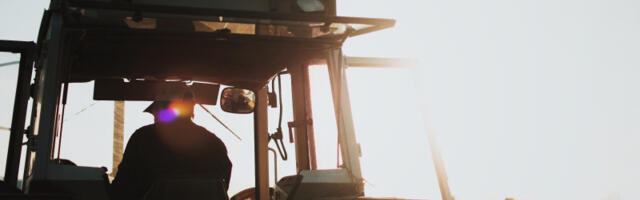 Tragedija kod Kuršumlije: Traktorista stradao na šumskom putu