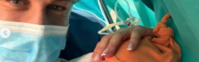 HAOS U PORODILIŠTU NA VASKRS! Pevačica preá porođaj pobegla iz bolnice, osoblje PRETILO POLICIJOM!