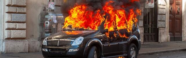Preživeo rafale, sada mu digli džip u vazduh: Poznato koji MMA borac je bio na meti u Vranju