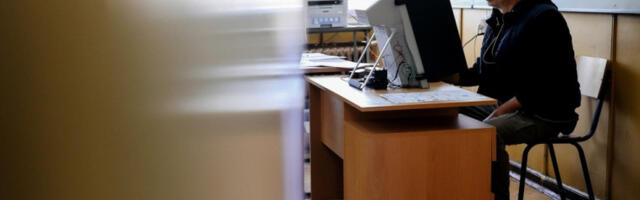 Пројекције избора у Бугарској: шест листа улази у парламент, води партија бившег председника