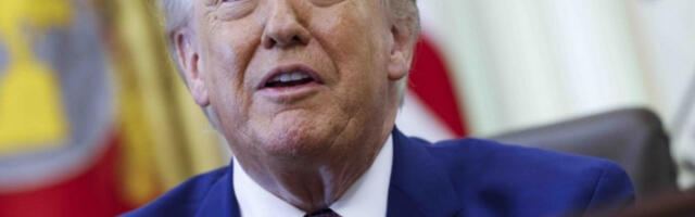 Трамп: САД покушале да испоруче оружје иранском народу, Курди задржали оружје за себе