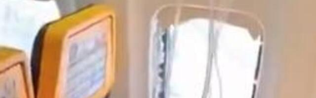 "ČULA SE EKSPLOZIJA, A ONDA JAUCI..." Avion pola sata leteo sa razbijenim prozorom, Srbin visio iz letelice (VIDEO)