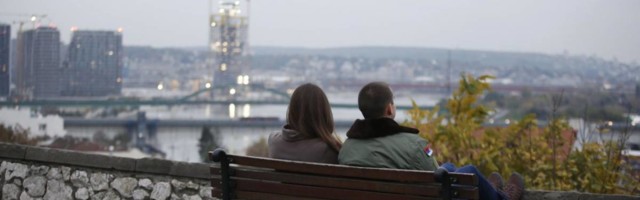 Imam 26 godina i telo puno ožiljaka od posekotina koje sama sebi nanosim - Beograđanke o tome kako žive sa graničnim poremećajem