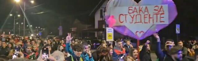 Niški studenti stigli u Požarevac, danas nastavljaju do Smedereva