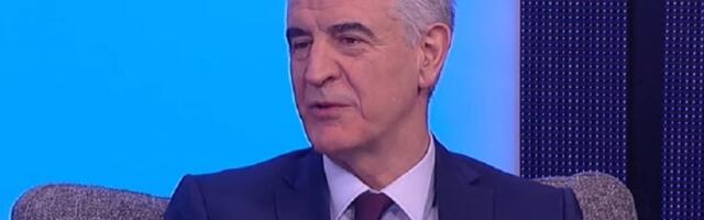 Borović: Vučić prvo da raspusti Ćacilend, pa da pozove na mir i razgovor