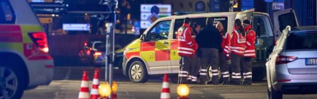 AUTOM ULETEO MEĐU LJUDE NA STANICI, IMA POVREĐENIH! Sudar kod božićnog marketa, vozač izgubio kontrolu pa GAZIO SUGRAĐANE