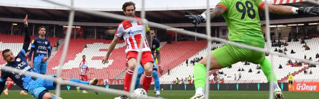 Звезда два гола, Нишлије две стативе