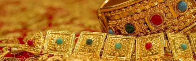 Цариници на скопском аеродрому запленли златни накит вредан милион евра