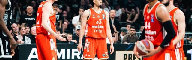 Želimo da čujemo vaš glas: Ko je kriv za ispadanje Zvezde i krah u Barseloni /ANKETA/