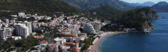 Пад туриста у колективном смештају у Црној Гори за око 10 одсто