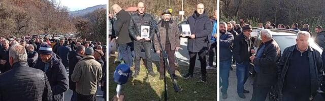 Meštani Vraneške doline blokirali put: Traže ostavke vrha policije (VIDEO)