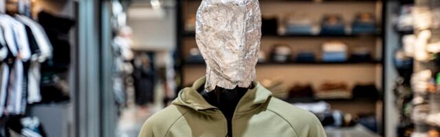 Cenzurisana riba, lutke u foliji: Kako talibani rediguju život u Avganistanu